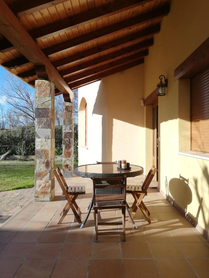 La Cuquina Villa Villaturiel Екстериор снимка