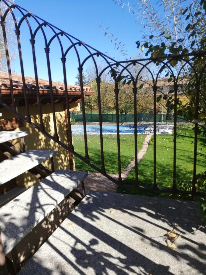 La Cuquina Villa Villaturiel Екстериор снимка