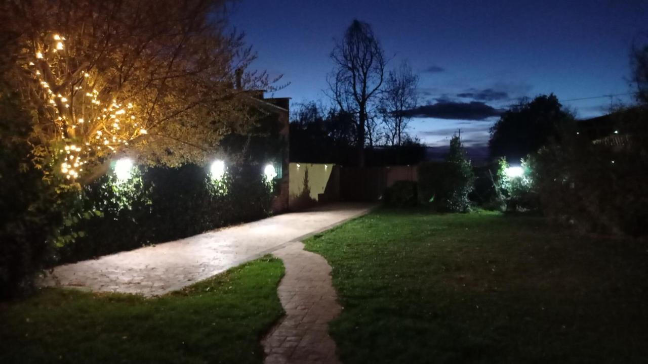 La Cuquina Villa Villaturiel Екстериор снимка