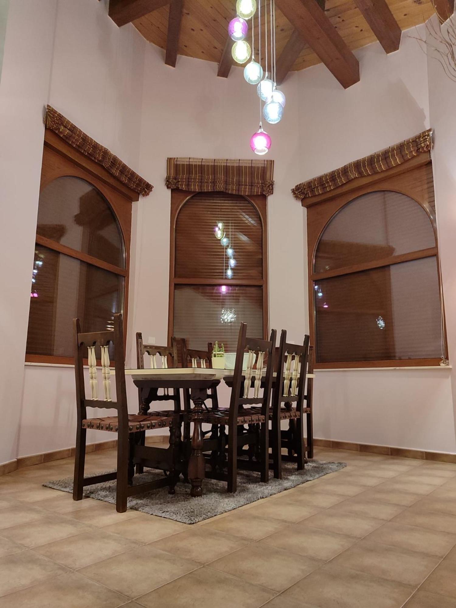 La Cuquina Villa Villaturiel Екстериор снимка