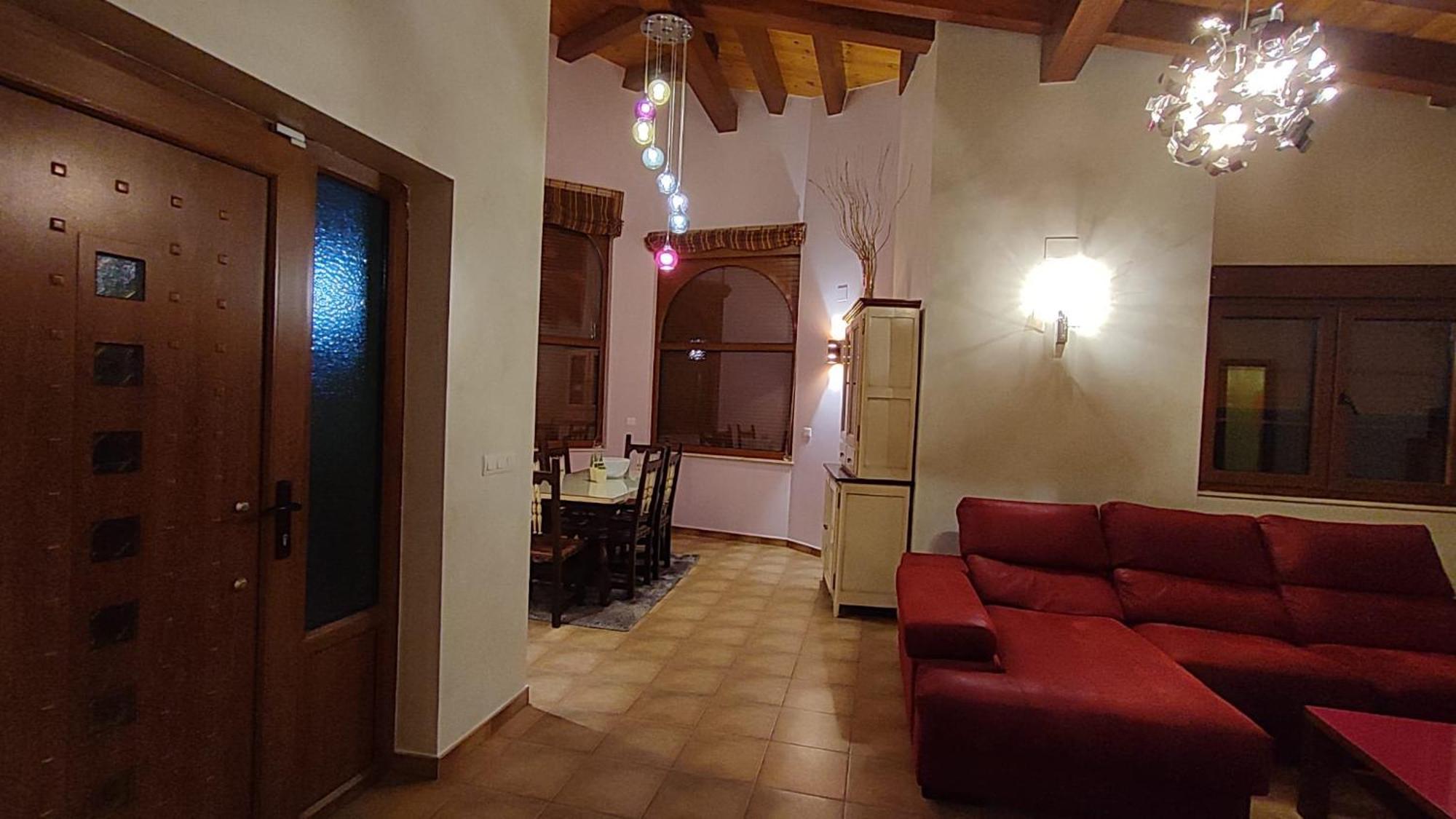 La Cuquina Villa Villaturiel Екстериор снимка